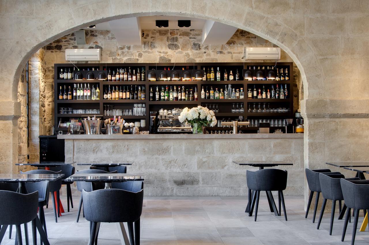 Boutique Hotel Des Remparts & Spa 艾格-莫尔特 外观 照片