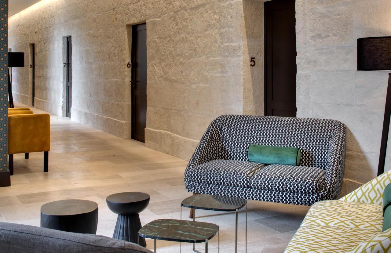Boutique Hotel Des Remparts & Spa 艾格-莫尔特 外观 照片