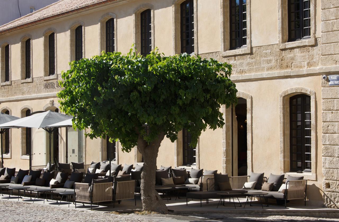 Boutique Hotel Des Remparts & Spa 艾格-莫尔特 外观 照片